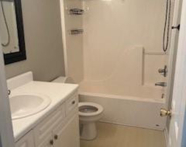 104 Brett Court - Photo Thumbnail 21