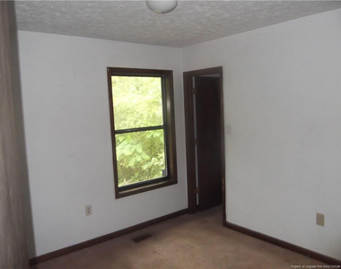 495 Stiles Place - Photo Thumbnail 18