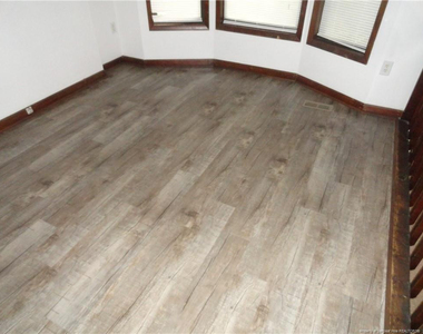 495 Stiles Place - Photo Thumbnail 8
