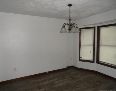 495 Stiles Place - Photo Thumbnail 9