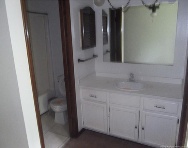 495 Stiles Place - Photo Thumbnail 14