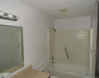 495 Stiles Place - Photo Thumbnail 12