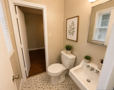 1404 Hibiscus Road - Photo Thumbnail 6