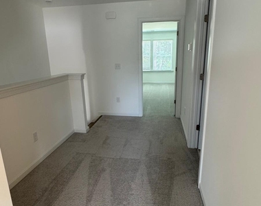 8815 Malmesbury Lane - Photo Thumbnail 28