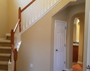 8 Rockwall Garden Way - Photo Thumbnail 6