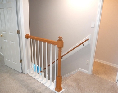 211 Bridgepath Drive - Photo Thumbnail 13
