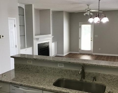 125 Woodson Drive - Photo Thumbnail 3