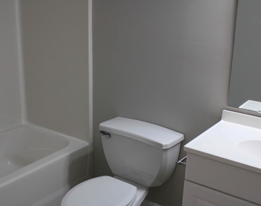 1345 Cameron View Court - Photo Thumbnail 12