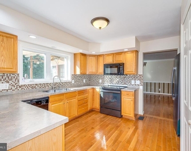 401 Ponderosa Trail - Photo Thumbnail 13