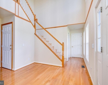 401 Ponderosa Trail - Photo Thumbnail 4