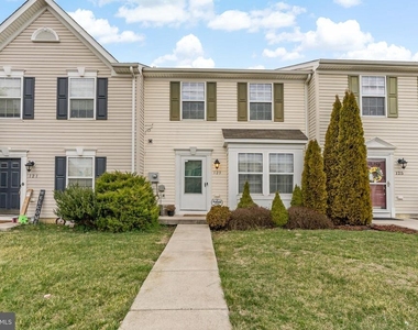 123 Checko Court - Photo Thumbnail 1