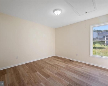 852 Morgan Place - Photo Thumbnail 20