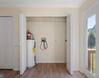 852 Morgan Place - Photo Thumbnail 17
