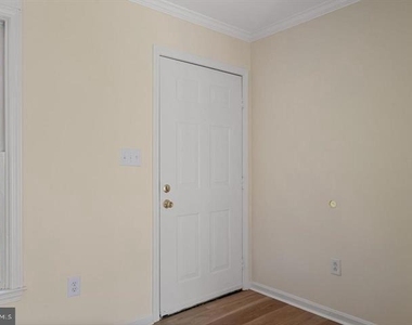 852 Morgan Place - Photo Thumbnail 5