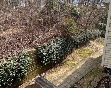 3222 Titanic Drive - Photo Thumbnail 18