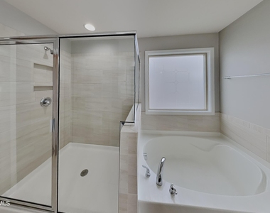 7553 Poplar Meadow Lane - Photo Thumbnail 8