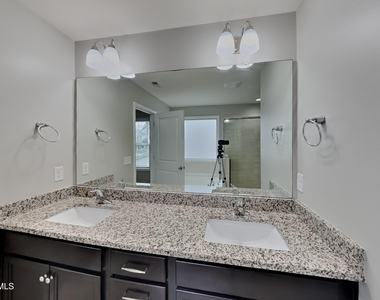 7553 Poplar Meadow Lane - Photo Thumbnail 7