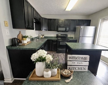 203 Regina Lane - Photo Thumbnail 1
