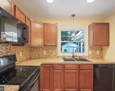 948 Ficklen Road - Photo Thumbnail 16