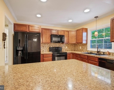 948 Ficklen Road - Photo Thumbnail 14