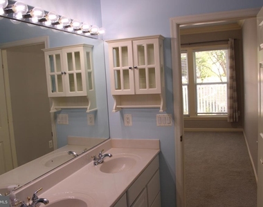 12 Hanover Drive - Photo Thumbnail 21