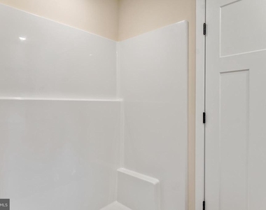 17 Carol Street - Photo Thumbnail 31