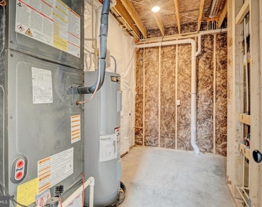17 Carol Street - Photo Thumbnail 33