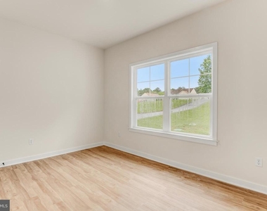 17 Carol Street - Photo Thumbnail 18