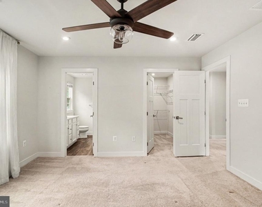 5704 Piney Glade Road - Photo Thumbnail 12