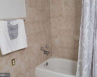 17680 Avenel Lane - Photo Thumbnail 26