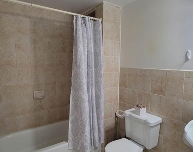 17680 Avenel Lane - Photo Thumbnail 28