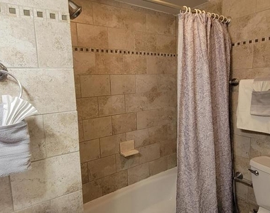 17680 Avenel Lane - Photo Thumbnail 18