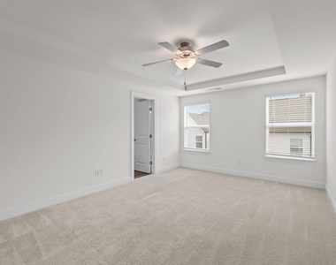 1033 Heartstone Way - Photo Thumbnail 10