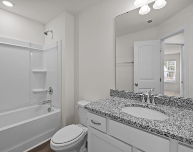 1033 Heartstone Way - Photo Thumbnail 15