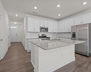 1033 Heartstone Way - Photo Thumbnail 7