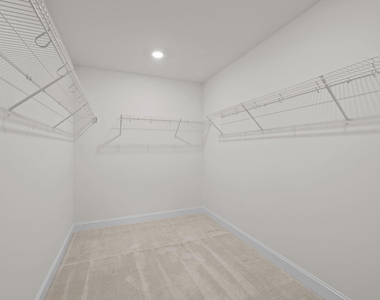 1033 Heartstone Way - Photo Thumbnail 13