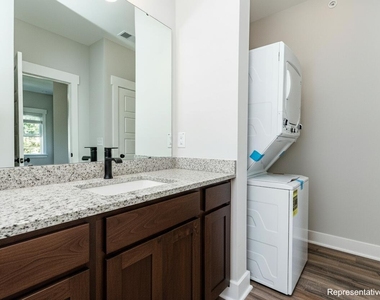 645 N O'neil Street - Photo Thumbnail 4