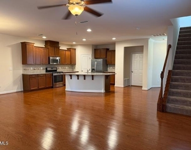2460 Pecan Ridge Way - Photo Thumbnail 2