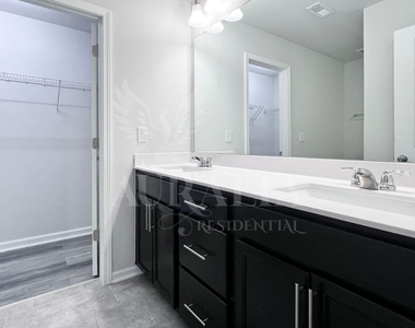 181 Ivy Vine Way - Photo Thumbnail 10