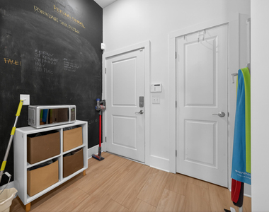 444 S Blount Street - Photo Thumbnail 25