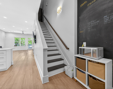 444 S Blount Street - Photo Thumbnail 26