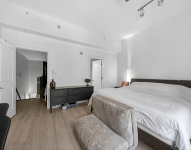 444 S Blount Street - Photo Thumbnail 34
