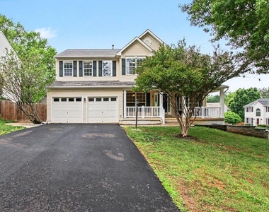 15812 Ibsen Place - Photo Thumbnail 1