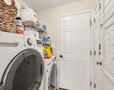 15812 Ibsen Place - Photo Thumbnail 22