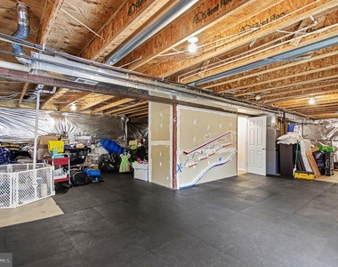 15812 Ibsen Place - Photo Thumbnail 24