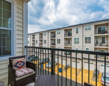 23564 Buckland Farm Terrace - Photo Thumbnail 21