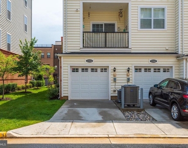 23564 Buckland Farm Terrace - Photo Thumbnail 40