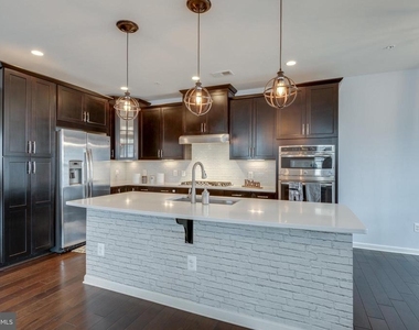 23564 Buckland Farm Terrace - Photo Thumbnail 14