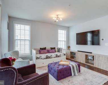 23564 Buckland Farm Terrace - Photo Thumbnail 18