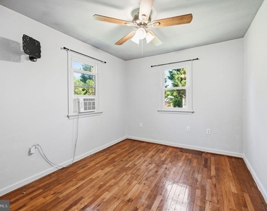 44 S Woodlawn Avenue - Photo Thumbnail 18